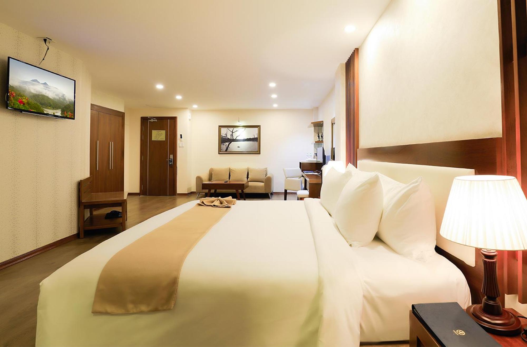 Ladalat Hotel Екстериор снимка